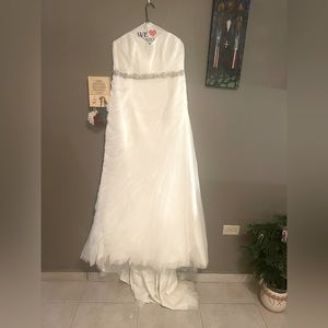 Pronovias Orell wedding gown